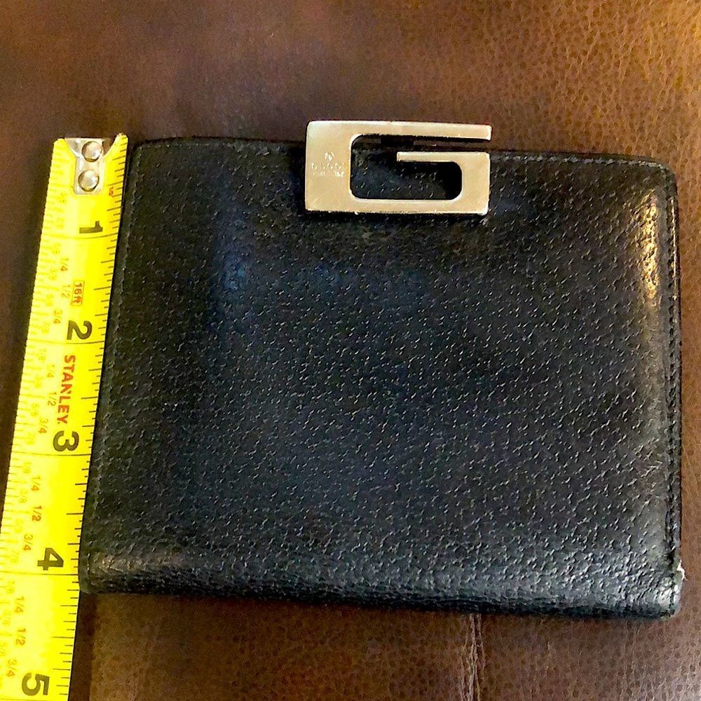 GUCCI Black Leather Trifold Wallet with Silver G Money Clasp AUTHENTIC - Picture 10 of 17